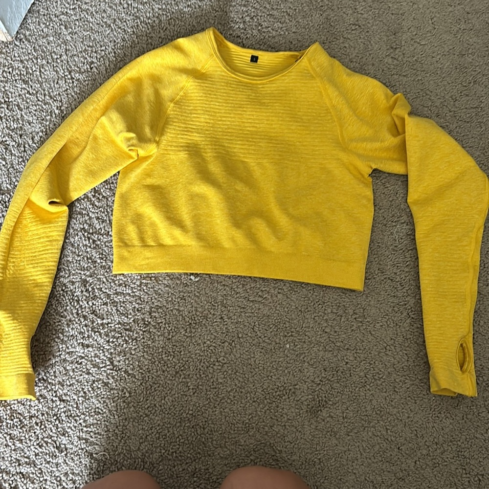 Alphalete long sleeve compression crop top revival